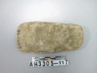 藏品(中型舌刃打製石斧)的圖片